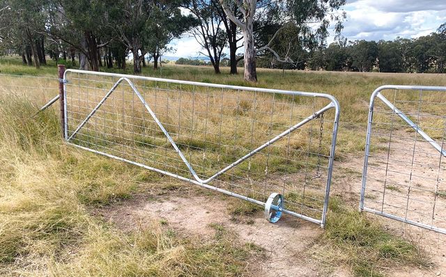 Farm store gates bunnings